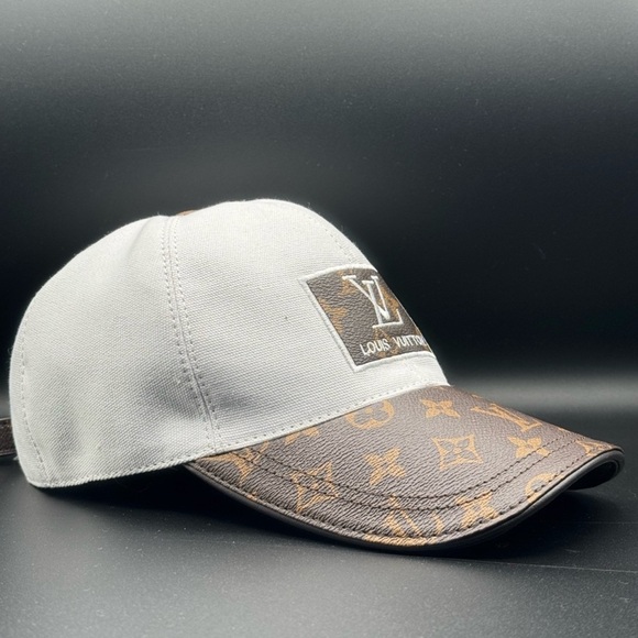 LV Box Logo Cap - Picture 4 of 10